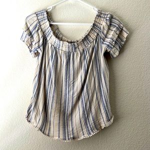OFF THE SHOULDER CUTE SUMMER SHIRT